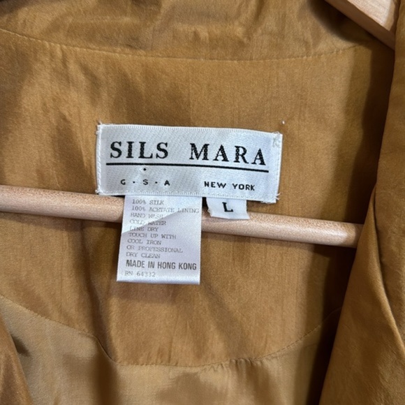 Vintage Sils Mara GSA New York Silk Blazer with 100% silk & 100% Acetate‎ Lining - Picture 2 of 9